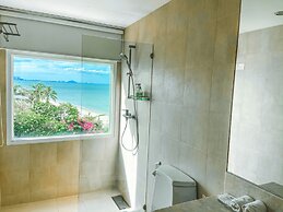 Nern Chalet Beachfront Hotel