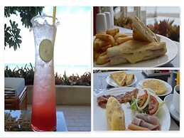 Nern Chalet Beachfront Hotel