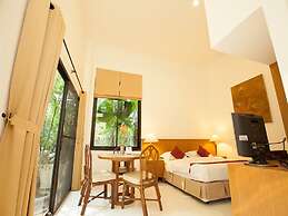 Nern Chalet Beachfront Hotel