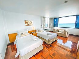 Nern Chalet Beachfront Hotel