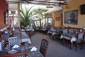 Hotel Safari