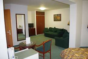 Hotel Safari