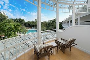 Centara Grand Beach Resort Hua Hin