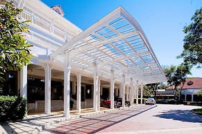 Centara Grand Beach Resort & Villas Hua Hin