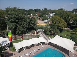 Coral Cuernavaca Resort & Spa