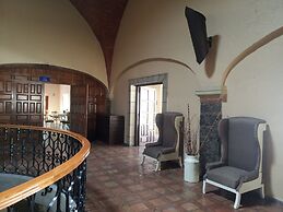 Coral Cuernavaca Resort & Spa