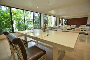 Coral Cuernavaca Resort & Spa