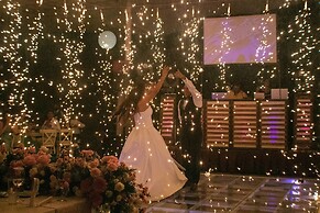 Coral Cuernavaca Resort & Spa