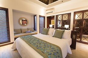 Lembongan Beach Club and Resort