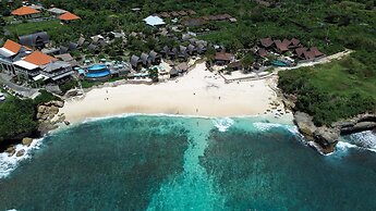 Lembongan Beach Club and Resort