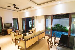 Lembongan Beach Club and Resort