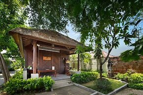 Lembongan Beach Club and Resort