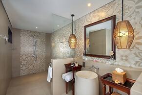 Lembongan Beach Club and Resort