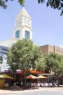 Quest Albury On Townsend