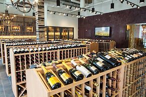 Epicurean Hotel, Autograph Collection