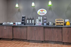 Super 8 by Wyndham Karnes City