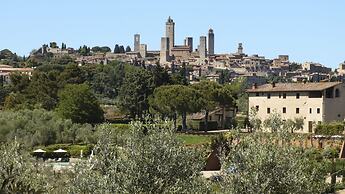 Fattoria Abbazia Monte Oliveto