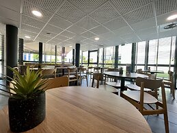B&B HOTEL Lyon Aéroport St Quentin Fallavier