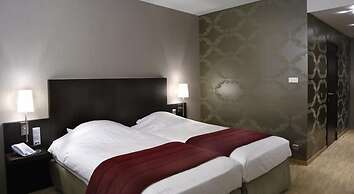 Biznis Hotel