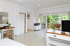 Malibu Beach Resort