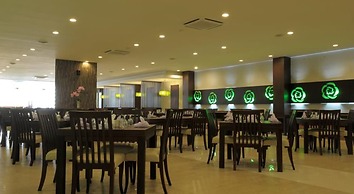 Lombok Plaza Hotel & Convention