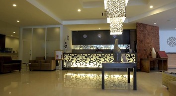 Lombok Plaza Hotel & Convention