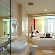 Lombok Plaza Hotel & Convention