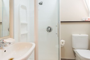 Discovery Settlers Hotel