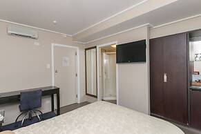 Discovery Settlers Hotel