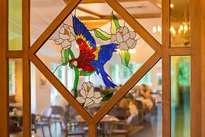 Discovery Settlers Hotel