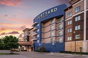 Courtyard Houston Kingwood