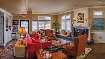 Cannon Beach Hotel Collection