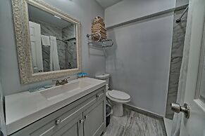 Aqua View Motel