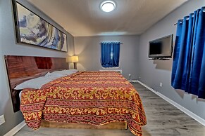 Aqua View Motel