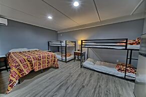 Aqua View Motel