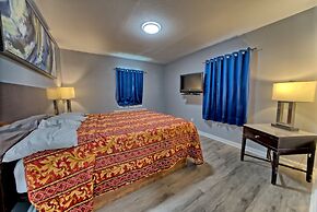 Aqua View Motel
