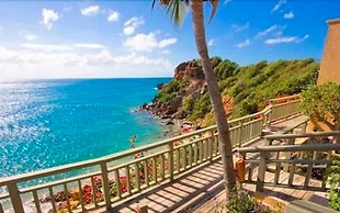 Lindbergh Bay Hotel and Villas