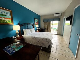 Lindbergh Bay Hotel and Villas