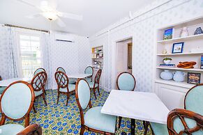 Harbour View Inn