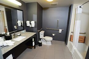 Hampton Inn & Suites Albany At Albany Mall