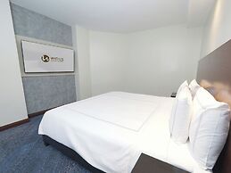 Widus Hotel Clark