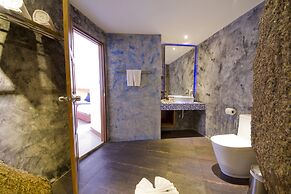 Beluga Boutique Hotel