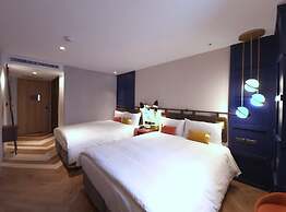 OLAH Poshtel - Taichung Station