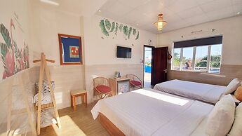 Lighthouse Boutique Hotel