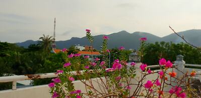 Lighthouse Boutique Hotel