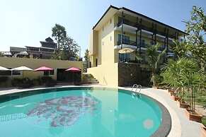 Mountain Creek Wellness Resort