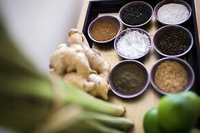 Holiday Beach Hotel Danang