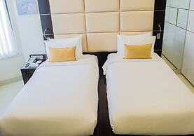 Holiday Beach Hotel Danang