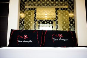 Holiday Beach Hotel Danang