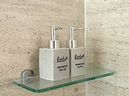 Holiday Beach Hotel Danang